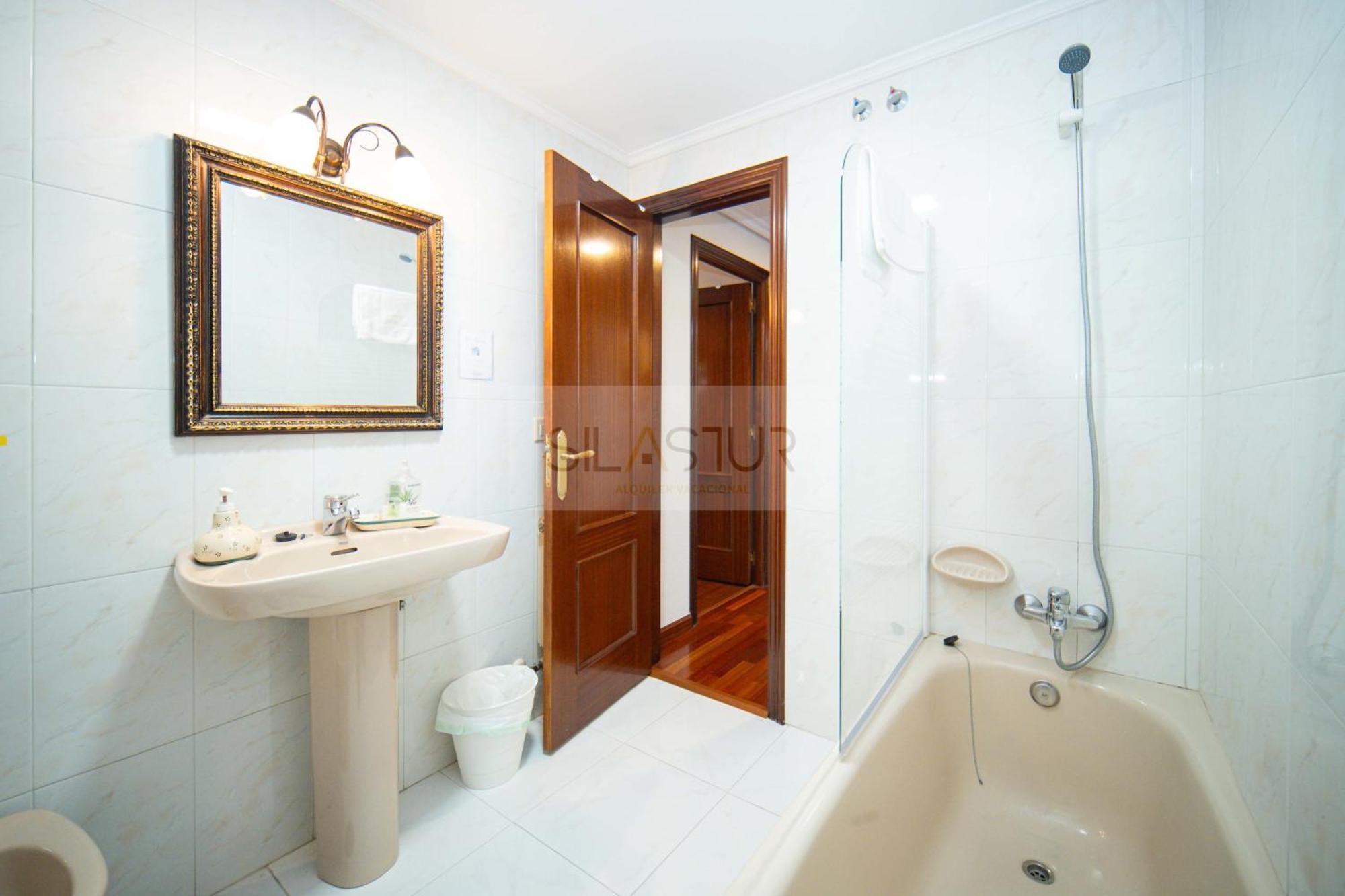 Duplex Las Piraguas Arriondas Buitenkant foto